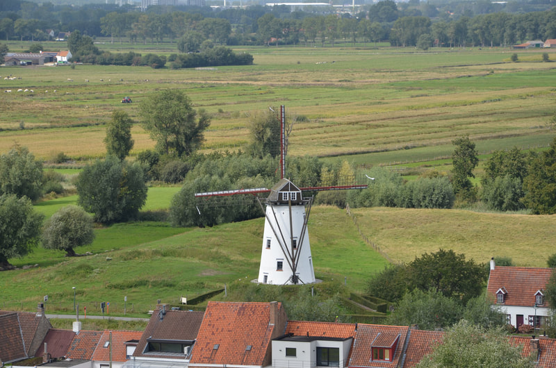 Schellemolen Windmühle in Damme. Belgien. 
