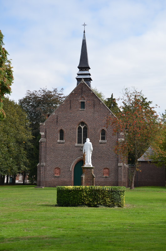  Beginenhof NS. Alexios in Dendermonde. Belgien. 