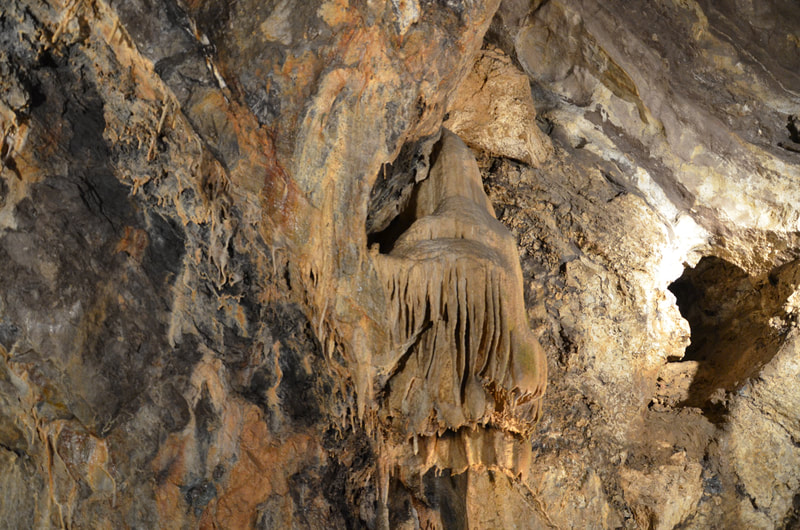 Lorette-Höhle in Rochefort. Belgien. 