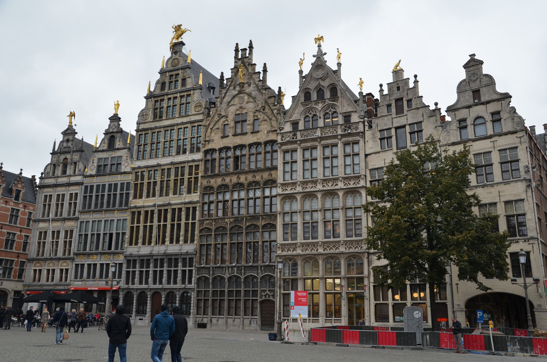 Rynek główny w Antwerpii, Belgia. 
